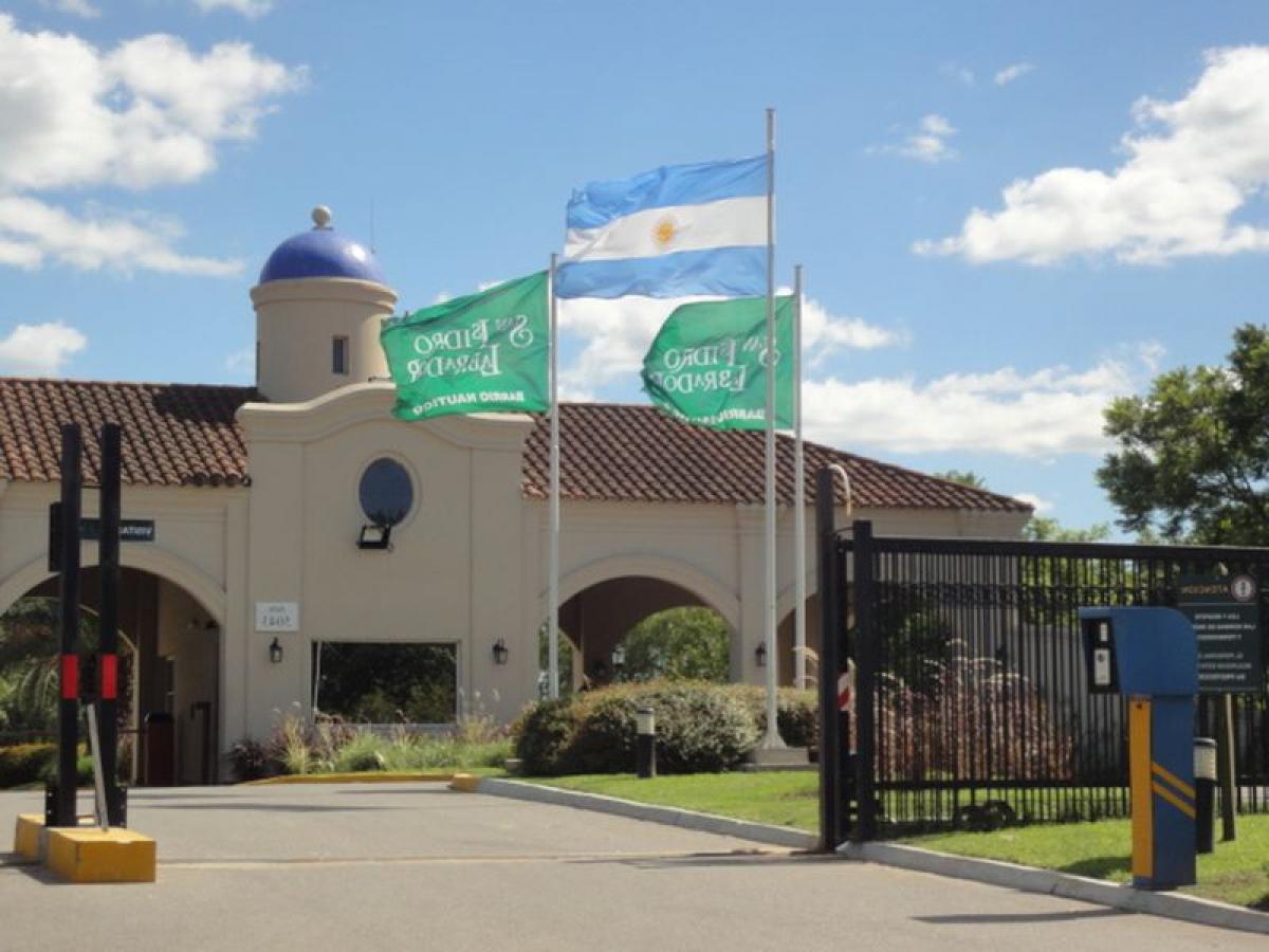  Land in Tigre, Argentina No. 34570