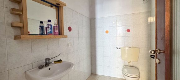 عقار تجاري في Varallo Pombia, Italy 50متر مربع رقم 316745 8