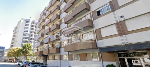 2 bedrooms Apartment in Vila Nova de Gaia, Portugal No. 47188 3