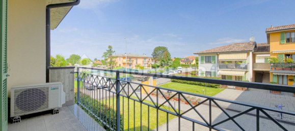 2 bedrooms Apartment in Casirate d'Adda, Italy No. 324837 8