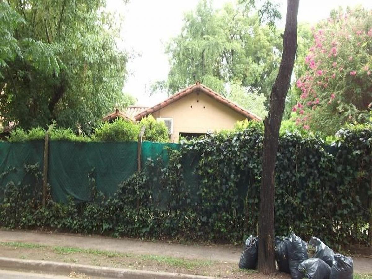 4 Schlafzimmer Haus in Hurlingham, Argentina, Nr. 69485