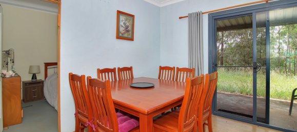  منزل في Ravensbourne, Australia رقم 846 7