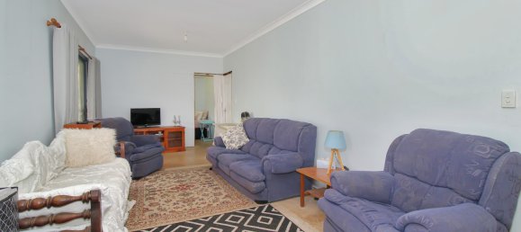  منزل في Ravensbourne, Australia رقم 846 6