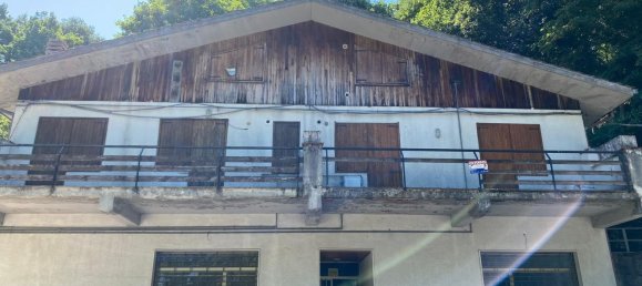 3 rooms Apartment in Sant'Eufemia a Maiella, Italy No. 206038 10