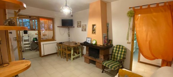 3 rooms Apartment in Sant'Eufemia a Maiella, Italy No. 206038 12