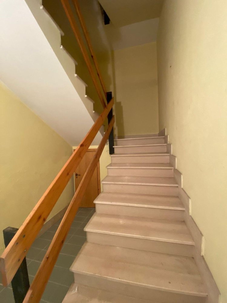 3 rooms Apartment in Sant'Eufemia a Maiella, Italy No. 206038