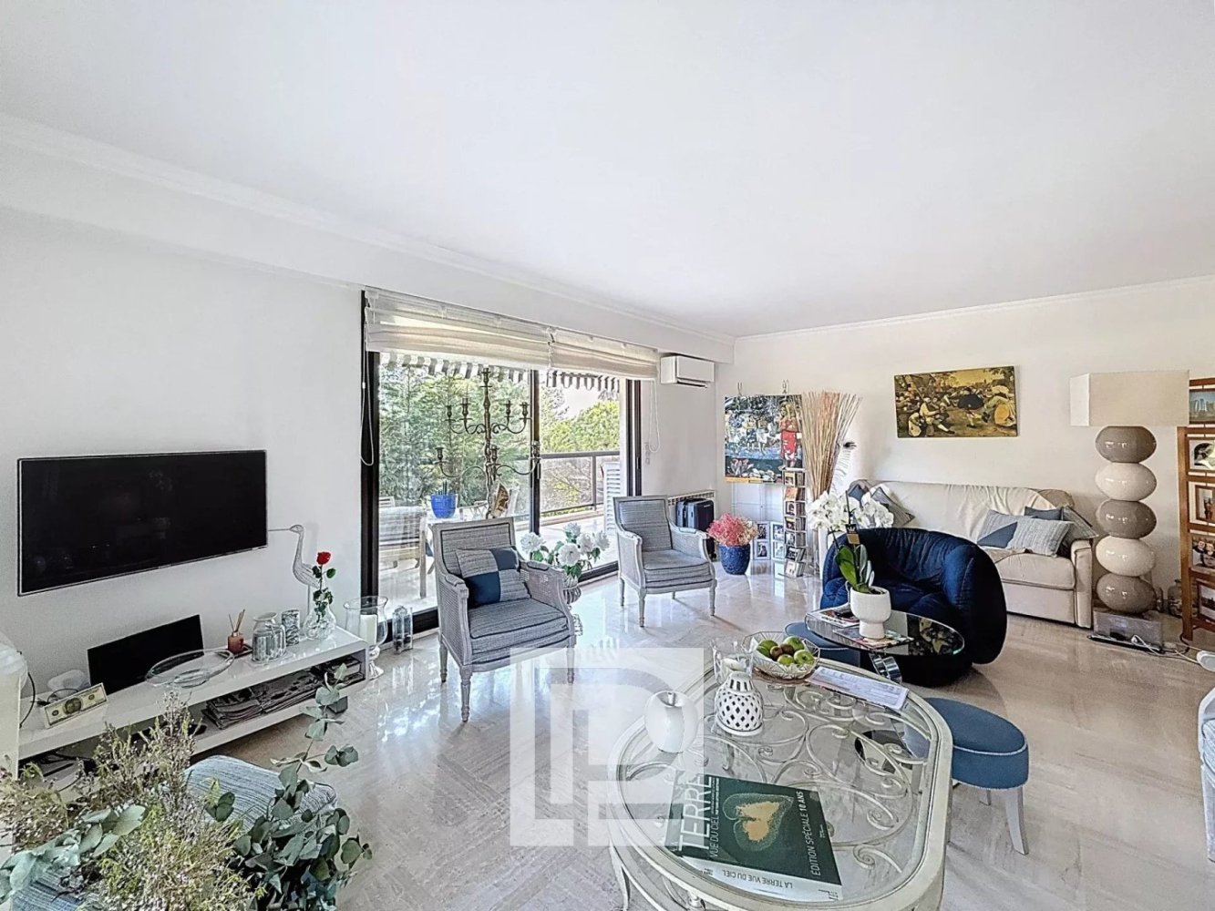 2 bedrooms Apartment in Cannes, France No. 292960