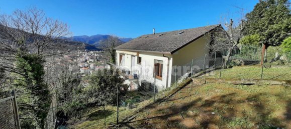 5 غرف نوم فيلا في Cogorno, Italy رقم 123878 4