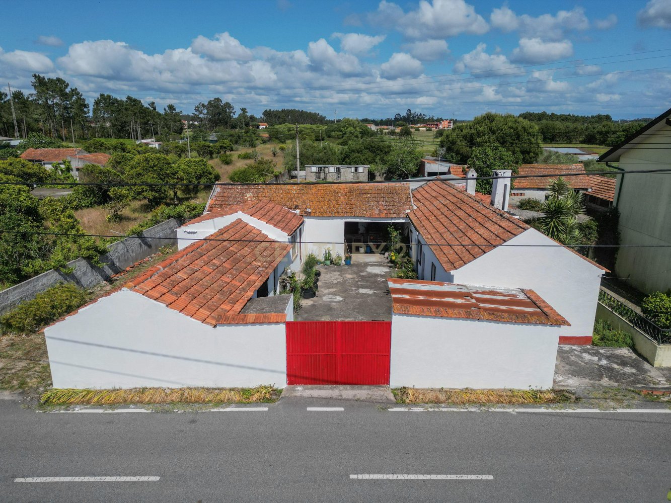 Villa de 4 dormitorios en Bom Sucesso, Portugal No. 205489