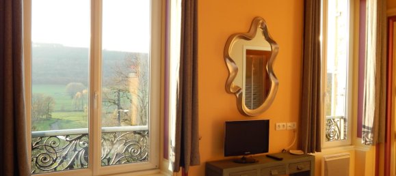 8 bedrooms House in Lons-le-Saunier, France No. 303189 13