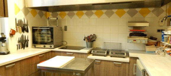 8 bedrooms House in Lons-le-Saunier, France No. 303189 28