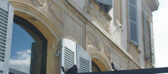 8 bedrooms House in Lons-le-Saunier, France No. 303189 4