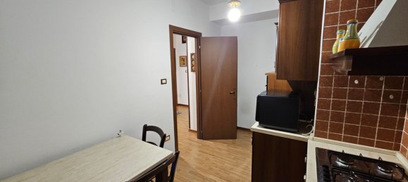 3 rooms Apartment in Trieste, Italy No. 284228 7