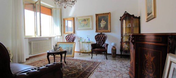 5 Schlafzimmer Villa in San Martino Siccomario, Italy, Nr. 294993 10