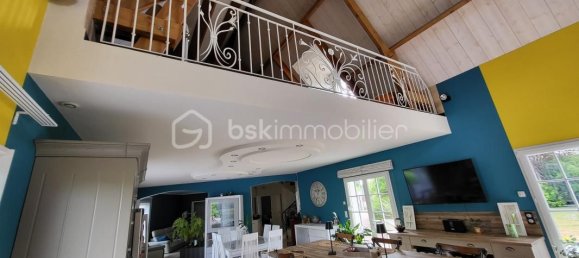 4 bedrooms House in Savonnieres, France No. 40020 12