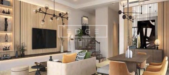 5 bedrooms Villa in Dubai, UAE No. 7979 4