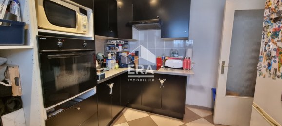 4 rooms Duplex in Neuilly-sur-Marne, France No. 183144 4