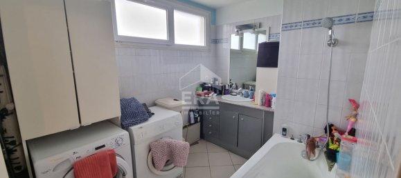 4 rooms Duplex in Neuilly-sur-Marne, France No. 183144 7