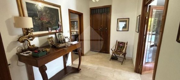 6-Zimmer Wohnung in Perugia, Italy, Nr. 88113 3