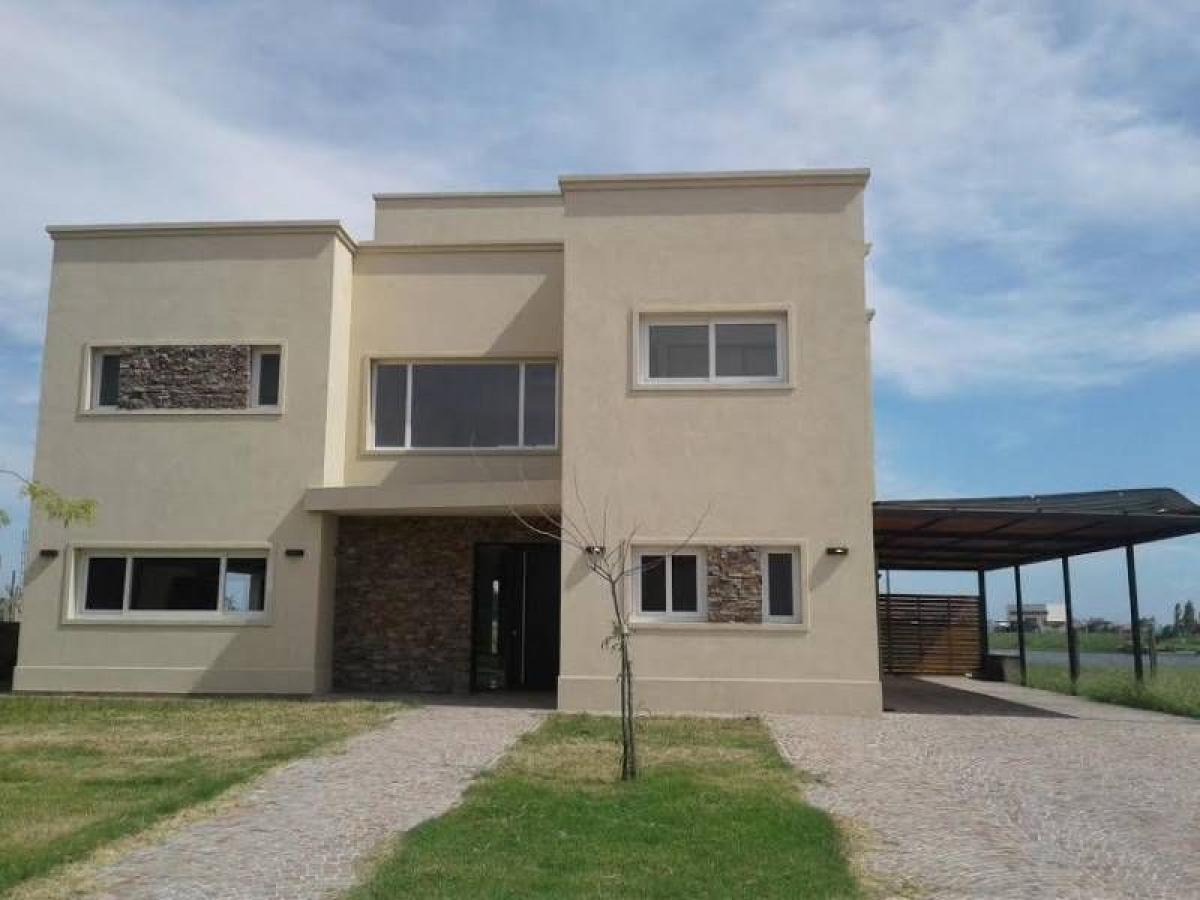 3 bedrooms House in Escobar, Argentina No. 94854