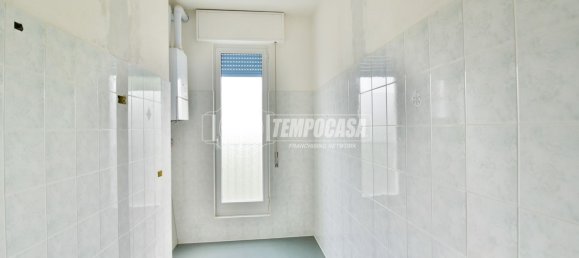 3 rooms Apartment in Tavernerio, Italy No. 209135 12