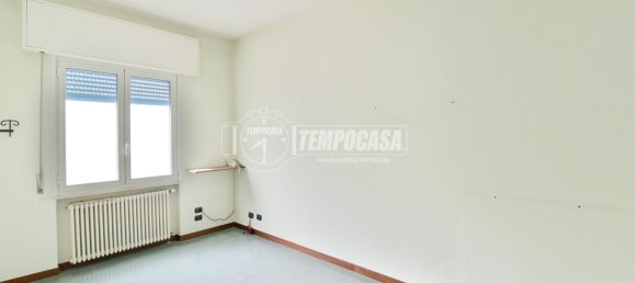 3 rooms Apartment in Tavernerio, Italy No. 209135 14