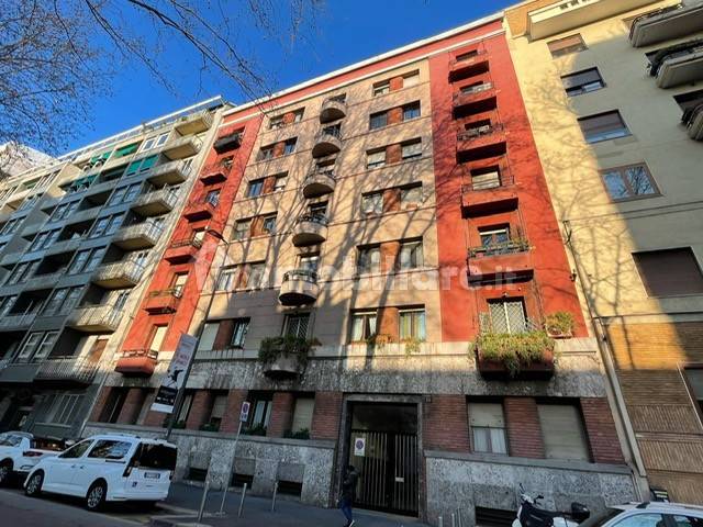 1 bedroom Apartment in Milan, Italy No. 240300