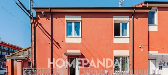 5 rooms Building in Verona, Italy No. 37722 37
