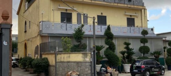 4 rooms Apartment in Gragnano, Italy No. 9499 8