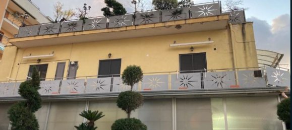 4 rooms Apartment in Gragnano, Italy No. 9499 5