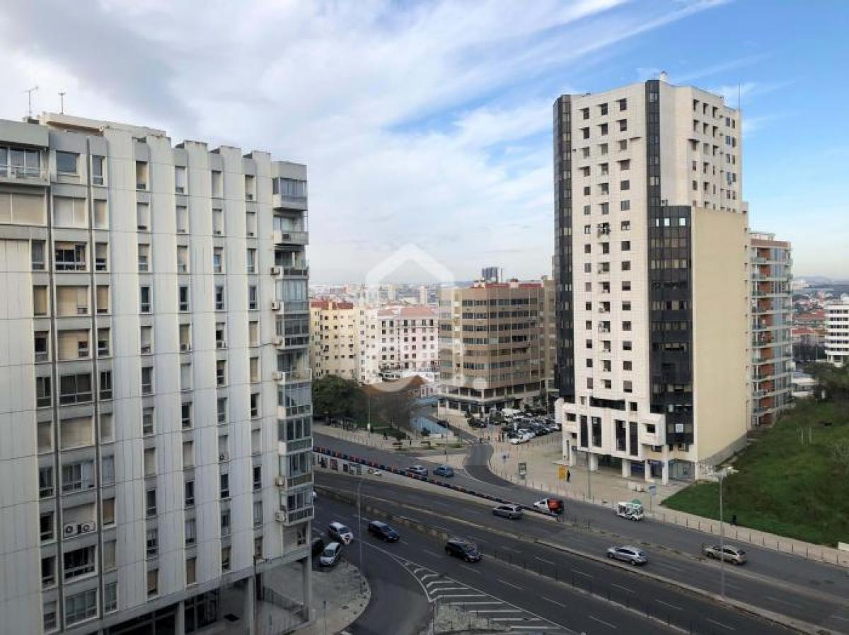 3 Schlafzimmer Wohnung in Lisbon, Portugal, Nr. 3085