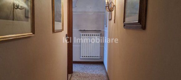 7 rooms Apartment in Savona, Italy No. 120901 14