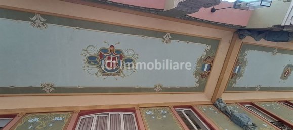 7 rooms Apartment in Savona, Italy No. 120901 4