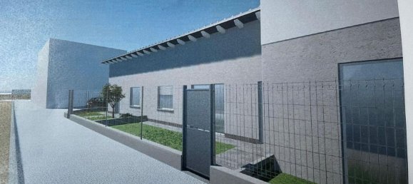 2 rooms Apartment in Mariano Comense, Italy No. 122963 4