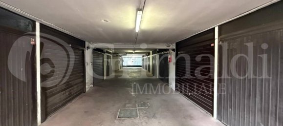 3 bedrooms Penthouse in Rome, Italy No. 188375 27