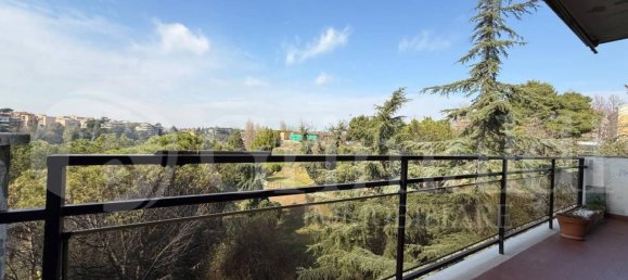 3 bedrooms Penthouse in Rome, Italy No. 188375 9