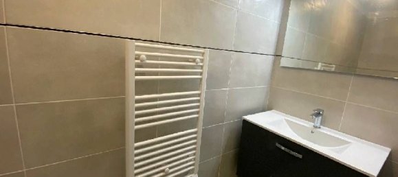 1 bedroom Apartment in Clichy-sous-Bois, France No. 163021 5