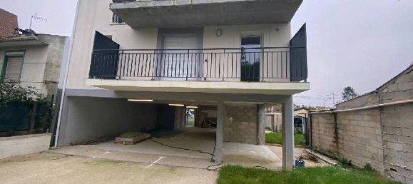 1 bedroom Apartment in Clichy-sous-Bois, France No. 163021 7