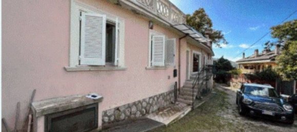 3غرفة شقة في Fiuggi, Italy رقم 198528 9