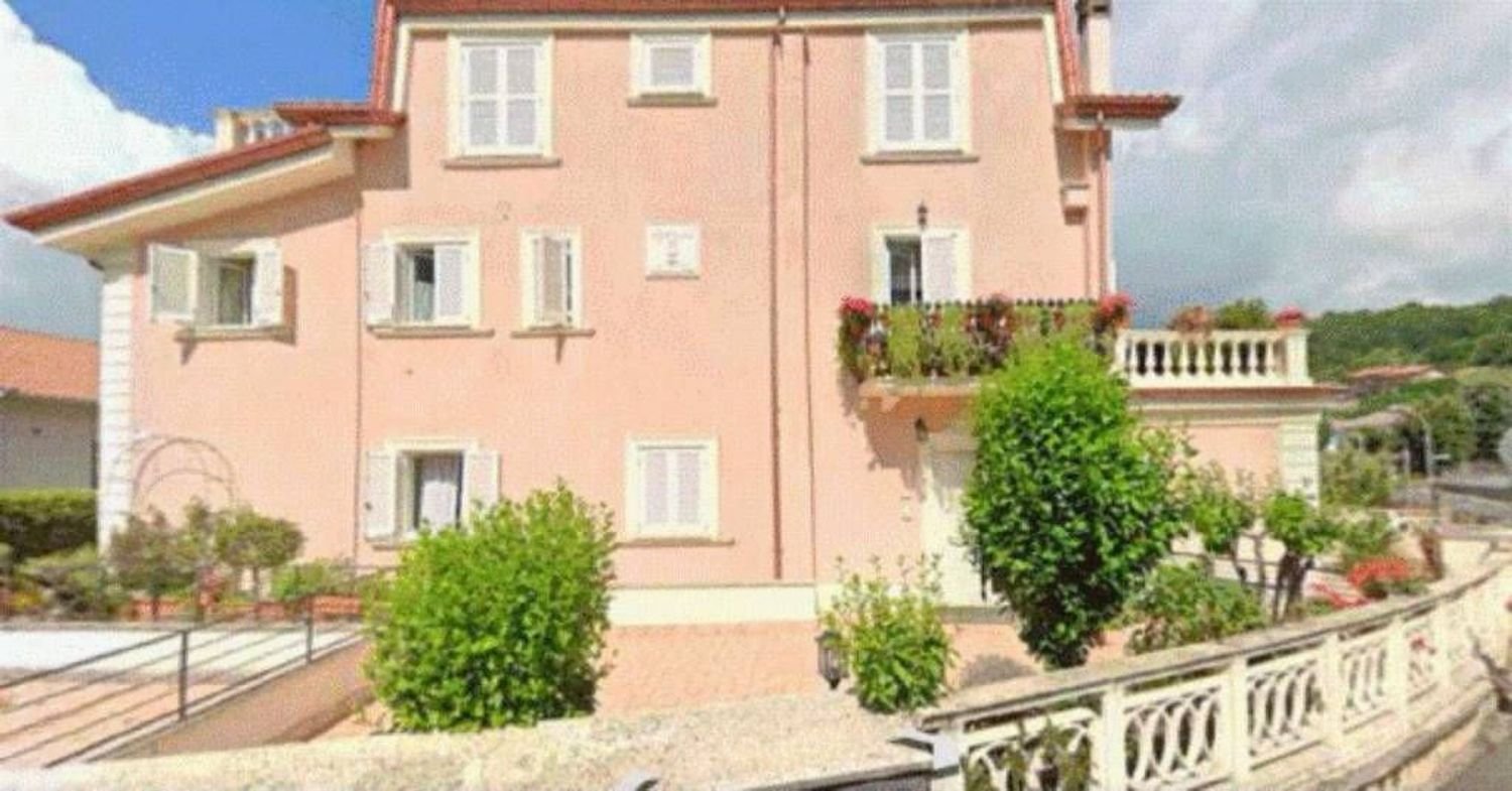 3غرفة شقة في Fiuggi, Italy رقم 198528