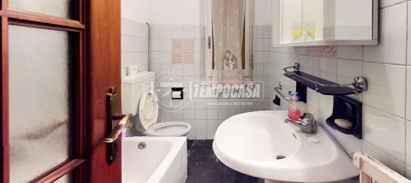 Apartamento de 2 habitaciónes en Rapallo, Italy No. 161941 16
