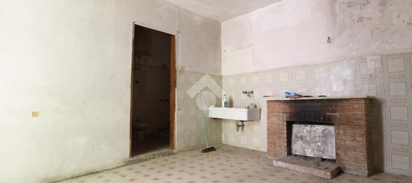 4 bedrooms House in Vibonati, Italy No. 273378 15