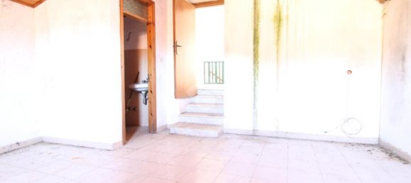 4 bedrooms House in Vibonati, Italy No. 273378 7