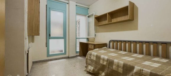 4 bedrooms Apartment in Eixample, Spain No. 154310 22