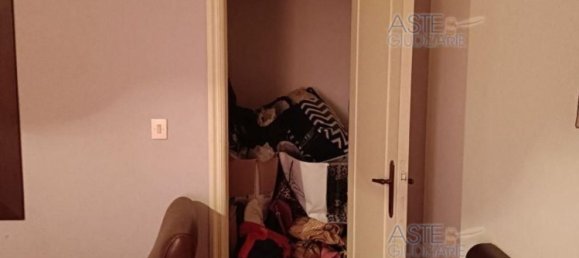 5 bedrooms Apartment in Penne, Italy No. 363578 6