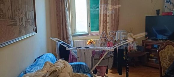 5 bedrooms Apartment in Penne, Italy No. 363578 9