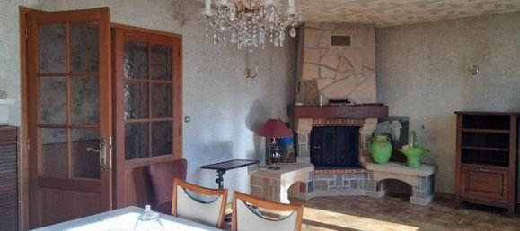 Casa de 3 dormitorios en Faverelles, France No. 101790 2