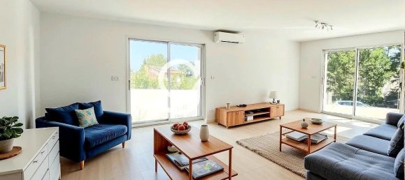 3 bedrooms Villa in Cournonterral, France No. 297605 5