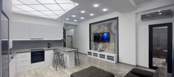 Квартира с 3 спальнями в Насиминский район, Азербайджан № 1657 5