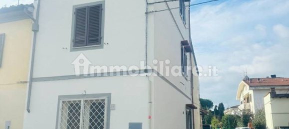 Casa de 2 dormitorios en Pisa, Italy No. 48849 6